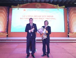 Tập đoàn GDQT Nam Việt trao quyết định bổ nhiệm tân Phó Hiệu trưởng Cơ sở 10 – Trường TiH – THCS – THPT Nam Việt