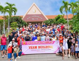 Tour  du lich mùa hè – Thắt chặt tình đoàn kết dưới mái nhà Nam Việt