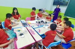 Dự án STEAM “Trồng cây tự tưới” của học sinh Trường Tiểu học Nam Việt